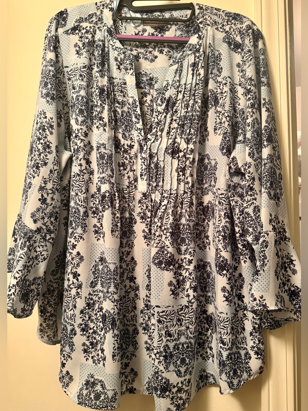 Sz 2X Style & Co Floral Pintuck Blouse & Scalloped Tank Top Set